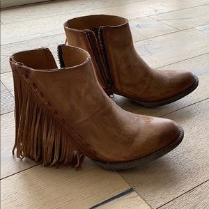 Circle G leather booties
